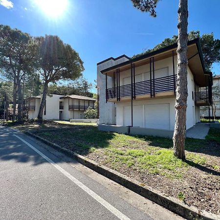 Prassitele Apartments Lignano Sabbiadoro Exterior photo